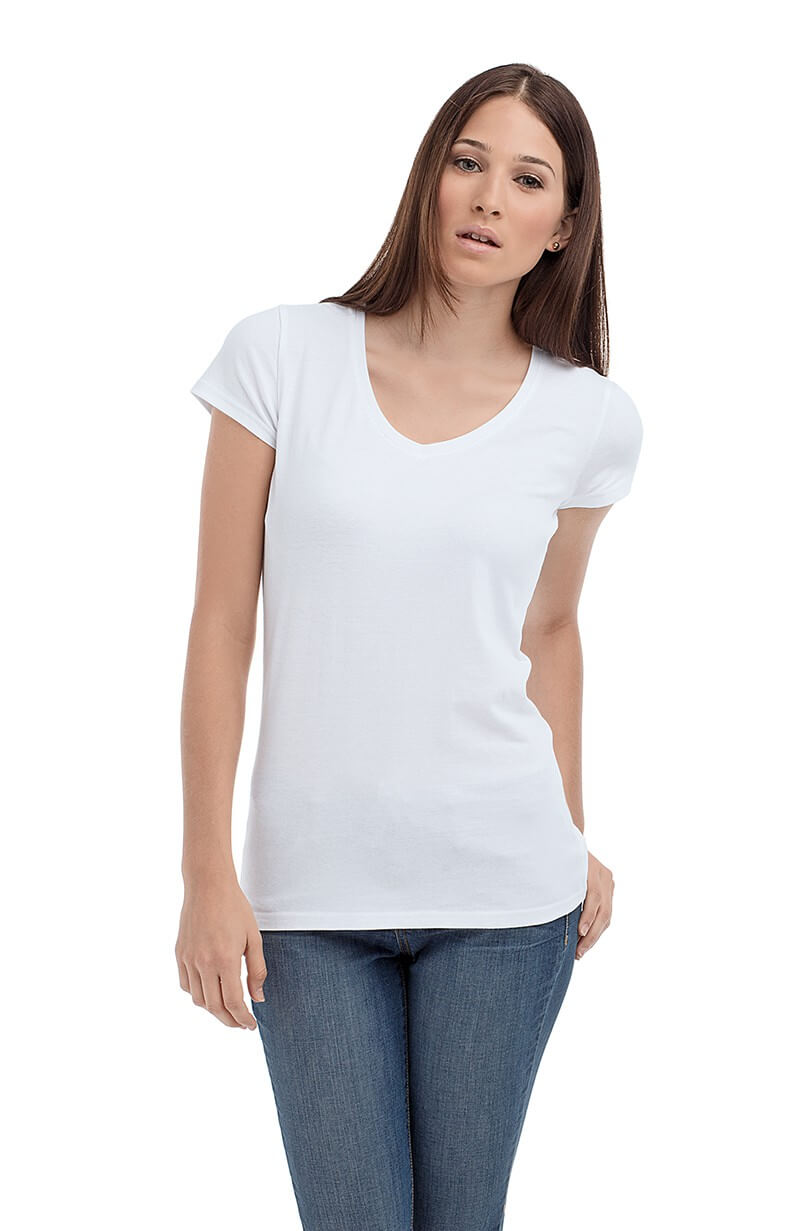 базовый гардероб девушки 20-25 лет: белая футболка